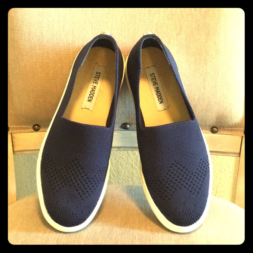 Steve Madden slip-ons